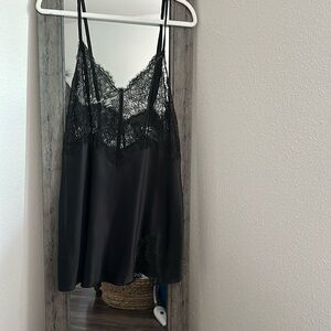 Black sleep dress.